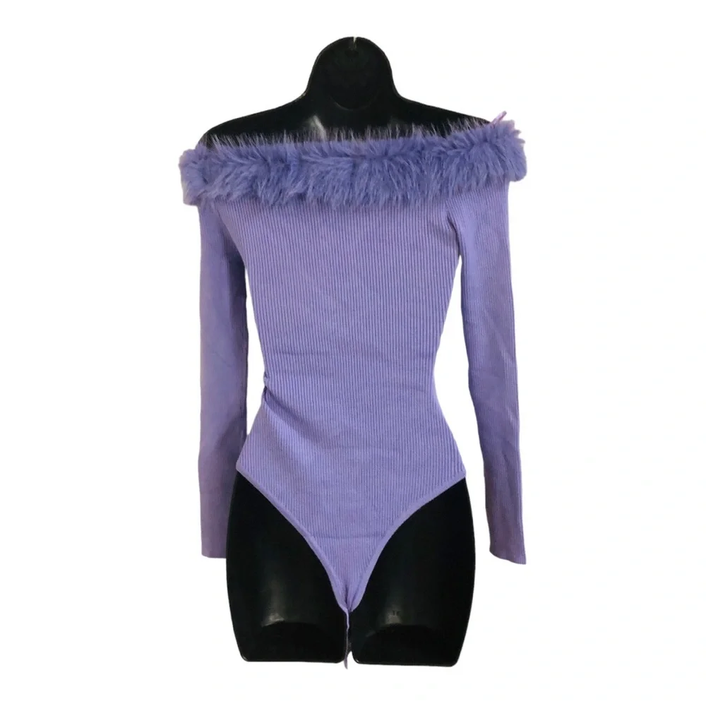 Purple faux‎ fur trim off the shoulder ribbed sweater knit bodysuit size large - Picture 8 of 17
